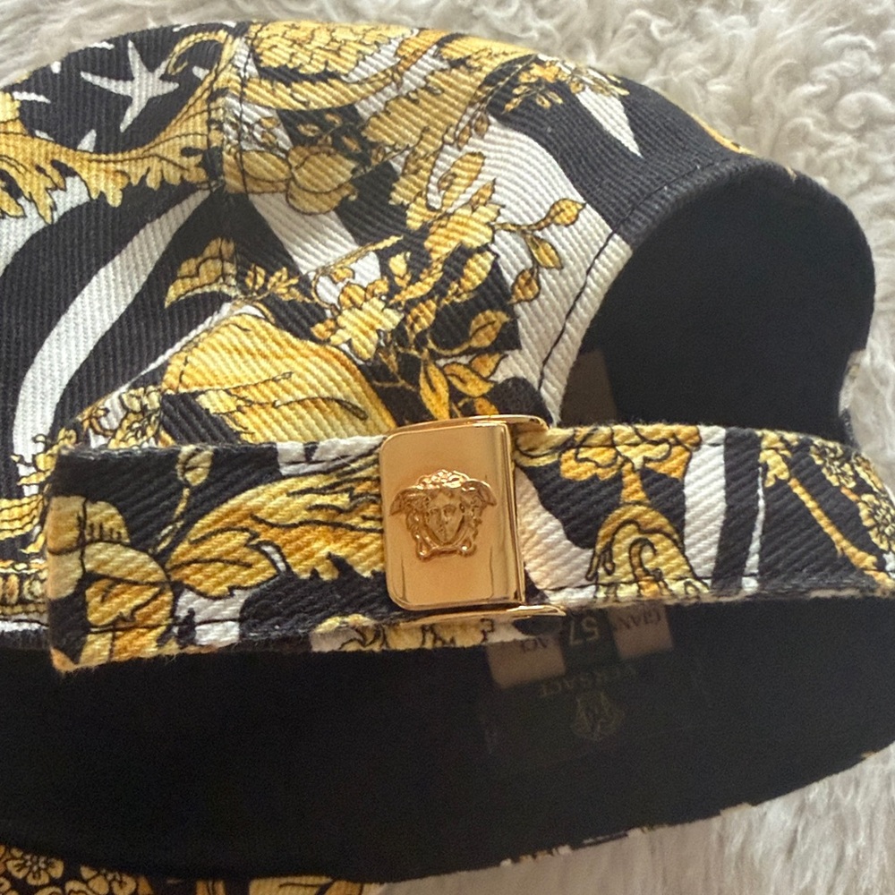 Versace Black and Gold Baroque Hat Unisex - Picture 3 of 12